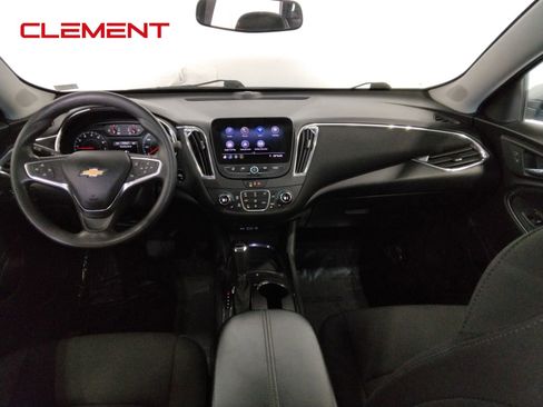 Used 2020 Chevrolet Malibu LT FWD image 29