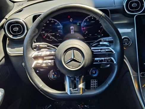 Used 2025 Mercedes-Benz GLC 43 AMG 4MATIC image 16