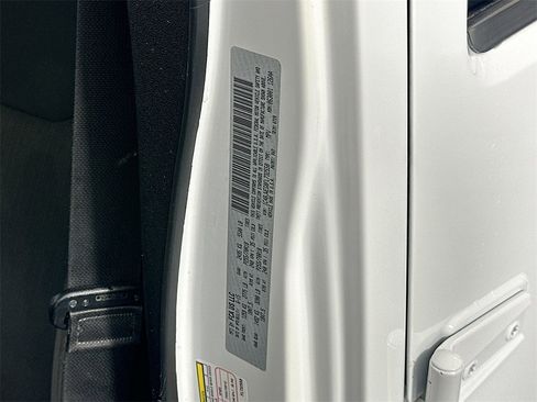 Used 2015 Jeep Wrangler Unlimited Sahara image 27