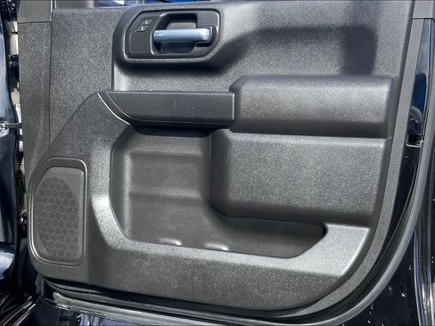 Used 2024 Chevrolet Silverado 2500 Custom image 22