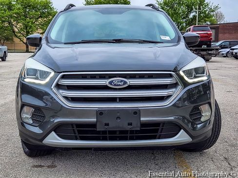 Used 2017 Ford Escape SE w/ Equipment Group 201A AWD/4WD image 6