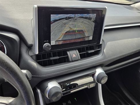 Used 2023 Toyota RAV4 LE image 21