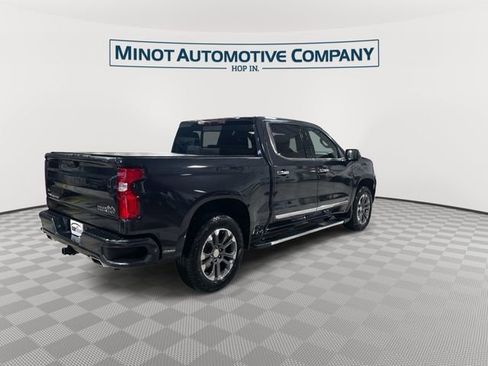Used 2022 Chevrolet Silverado 1500 High Country AWD/4WD image 8