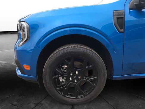 Certified 2025 Ford Maverick Lobo AWD/4WD image 16