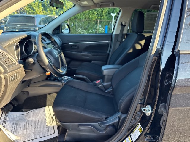 Used 2015 Mitsubishi Outlander Sport ES AWD/4WD image 9