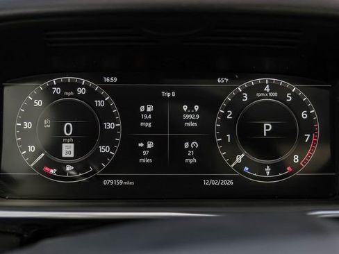 Used 2020 Land Rover Range Rover Sport HST image 28