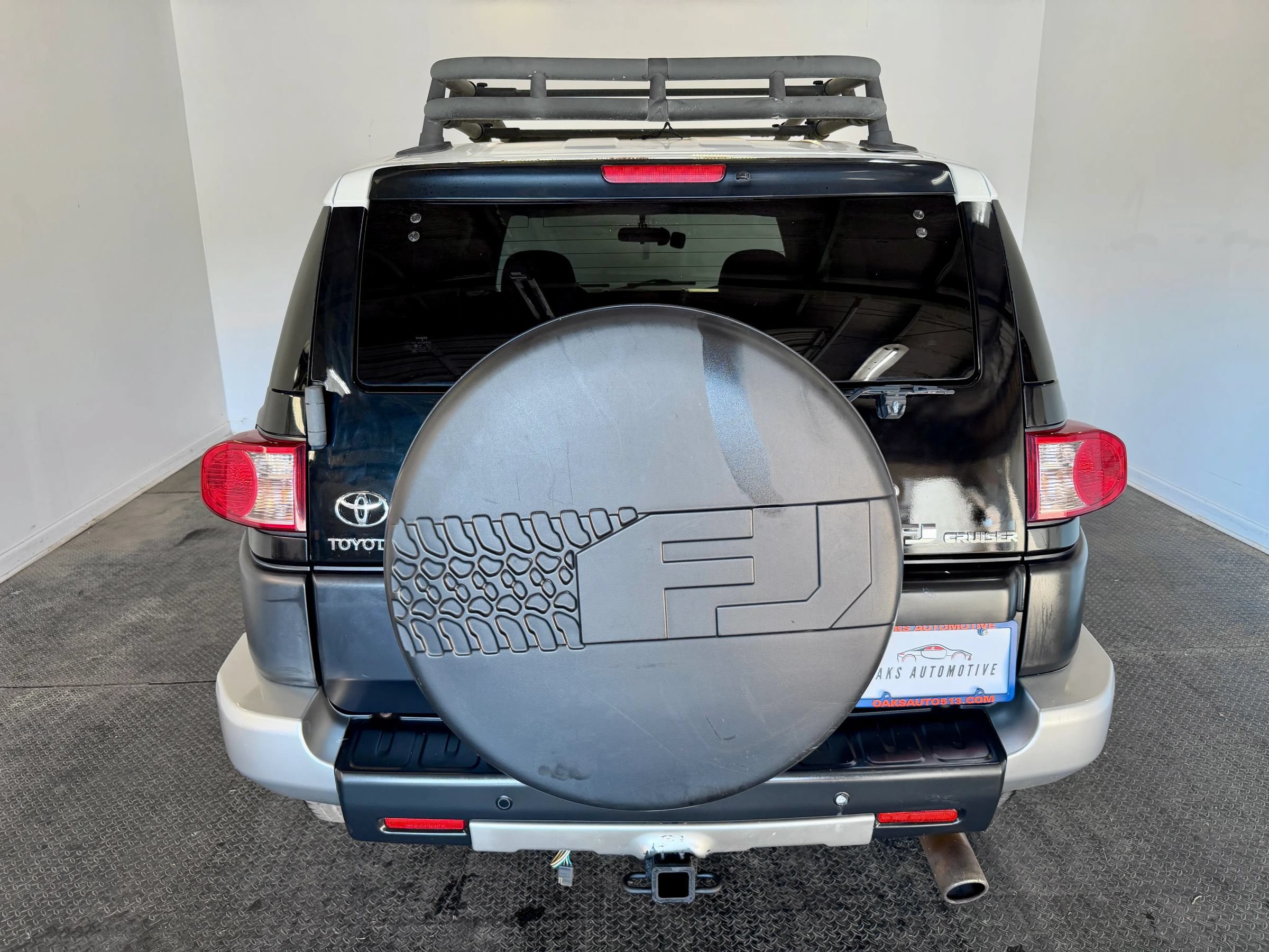 Used 2007 Toyota FJ Cruiser 4WD w/ Convenience Pkg image 3