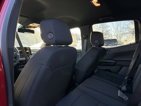 New 2026 GMC Canyon Elevation w/ Convenience Package image 28