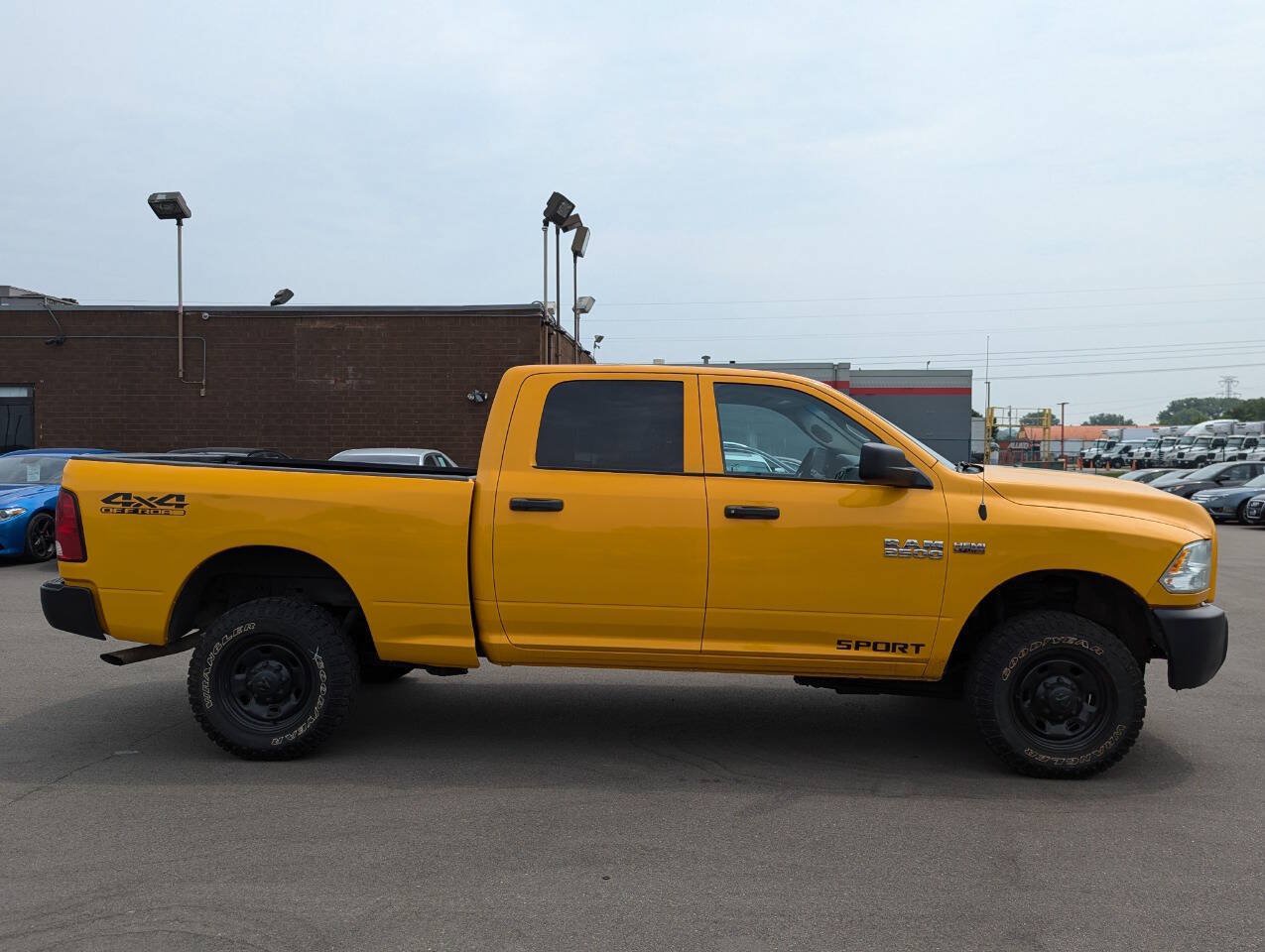 Used 2018 RAM 2500 Tradesman AWD/4WD image 5