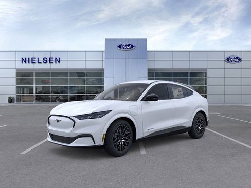 New 2025 Ford Mustang Mach-E Premium image 1