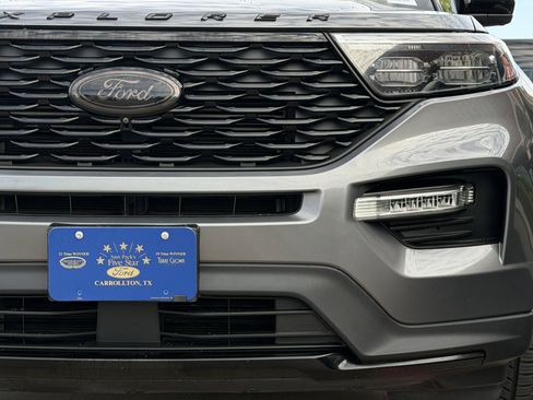 Certified 2023 Ford Explorer ST-Line w/ Class IV Trailer Tow Package RWD image 9