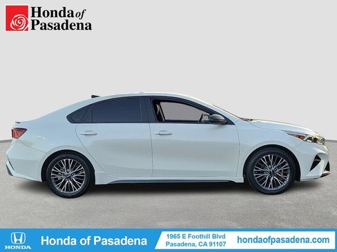 Used 2023 Kia Forte GT-Line FWD image 4