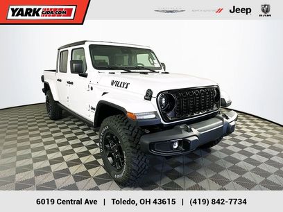 New 2025 Jeep Gladiator Willys