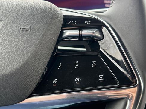 New 2026 Cadillac Escalade Luxury w/ LPO, Radiant Package image 14