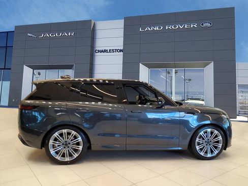 New 2026 Land Rover Range Rover Sport Dynamic SE AWD/4WD image 6