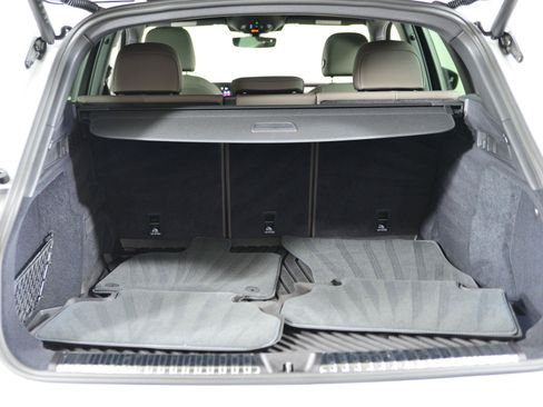 Certified 2025 Audi Q5 Premium w/ Convenience Package image 23