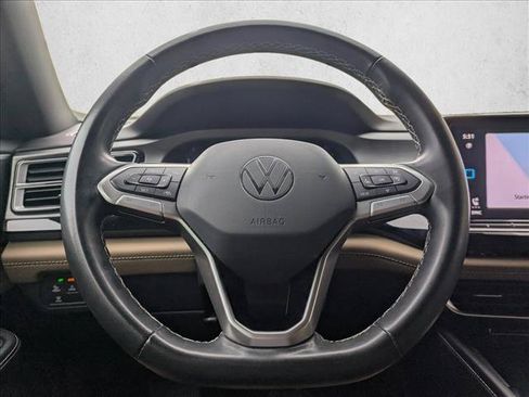 Used 2024 Volkswagen Atlas Cross Sport SE w/ Panoramic Sunroof Package AWD/4WD image 11
