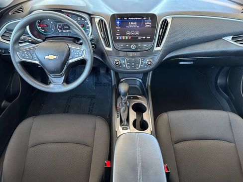Used 2023 Chevrolet Malibu LT FWD image 21