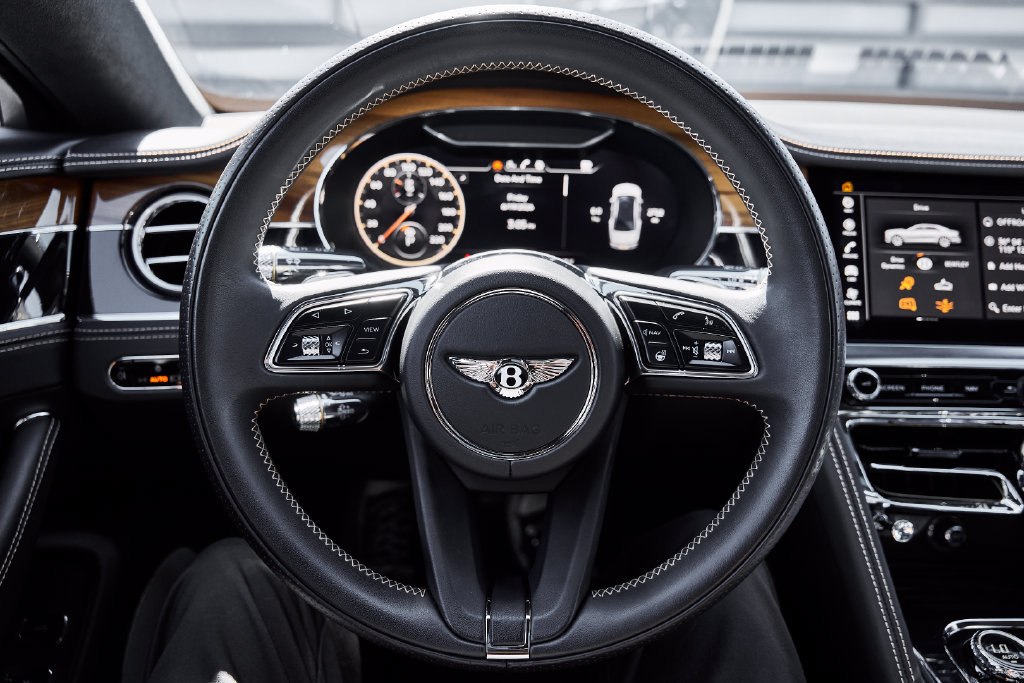 Used 2024 Bentley Flying Spur V8 AWD/4WD image 59