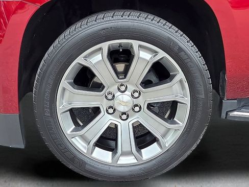 Used 2020 Chevrolet Tahoe Premier AWD/4WD image 9