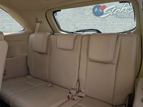 Used 2016 Toyota Highlander Limited w/ Driver Technology Package FWD image 14