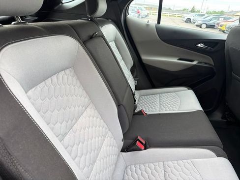 Used 2018 Chevrolet Equinox LS FWD image 24