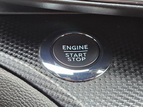 Used 2022 Ford Explorer ST w/ Equipment Group 401A AWD/4WD image 34
