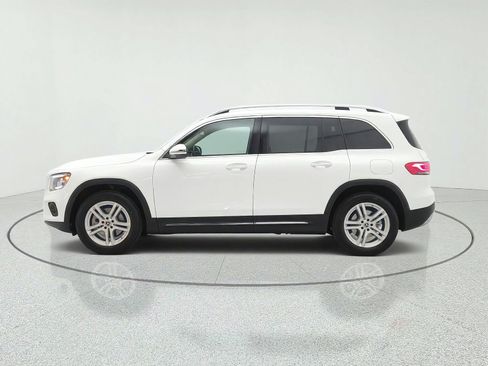 Used 2023 Mercedes-Benz GLB 250 image 8