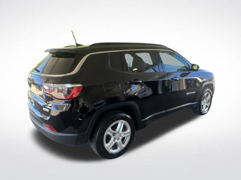 Used 2023 Jeep Compass Latitude w/ Convenience Group AWD/4WD image 48