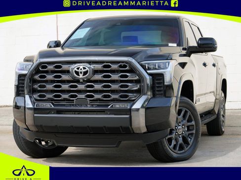 Used 2022 Toyota Tundra Platinum AWD/4WD image 1