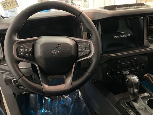 New 2026 Ford Bronco Badlands AWD/4WD image 23