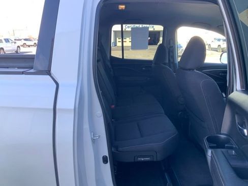 Used 2023 Honda Ridgeline Sport image 17