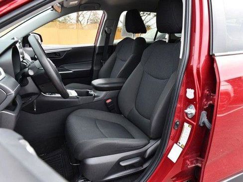 Used 2024 Toyota RAV4 LE image 18