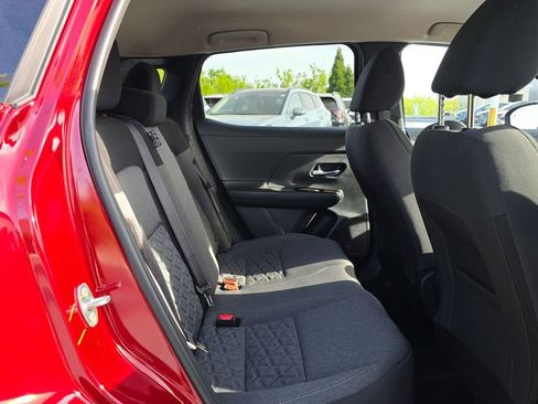 Used 2025 Nissan Kicks SV w/ Charging Package AWD/4WD image 12