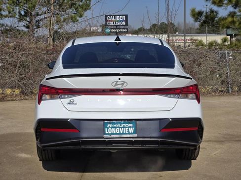 New 2026 Hyundai Elantra SEL Sport Premium FWD image 4