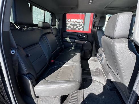 Used 2021 GMC Sierra 3500 Denali w/ Denali Black Diamond Edition image 3