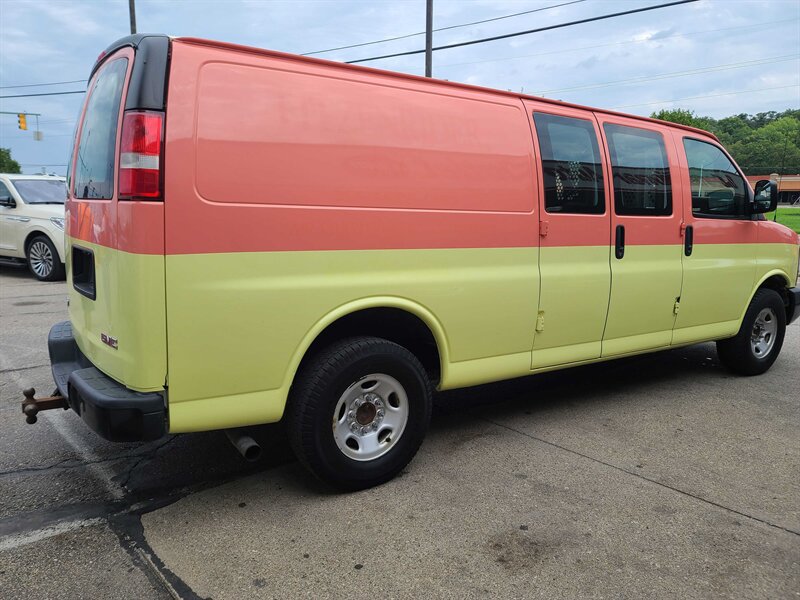 Used 2016 GMC Savana 2500 Extended RWD image 5