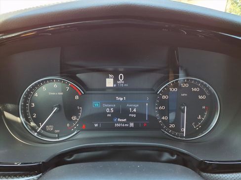 Certified 2023 Cadillac XT5 Sportv AWD/4WD image 30
