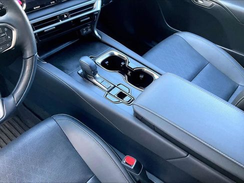 Used 2024 Lexus RX 350 Premium w/ Accessory Package (Z1) image 16