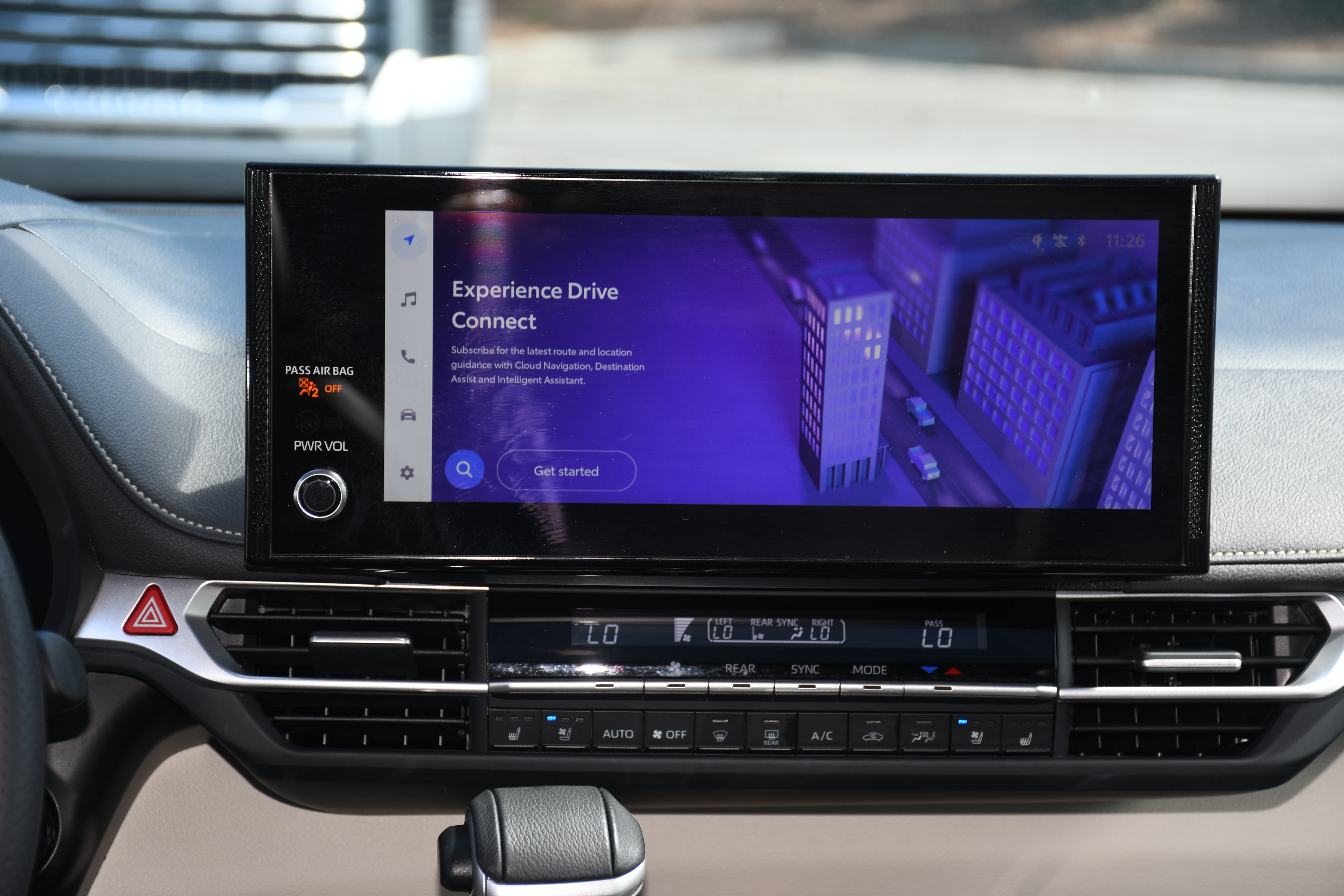 Certified 2025 Toyota Sienna Platinum AWD/4WD image 19