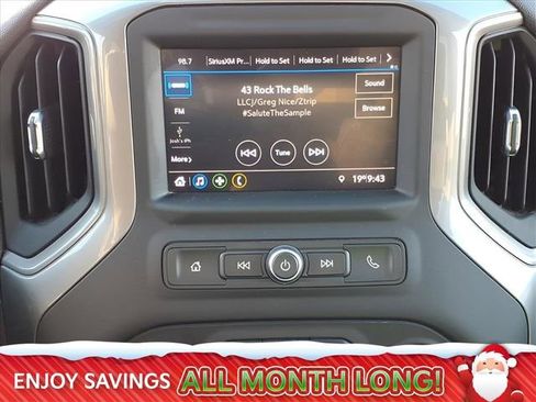 Used 2022 Chevrolet Silverado 1500 Custom w/ Safety Confidence Package image 21