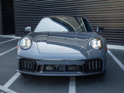 Certified 2026 Porsche 911 Carrera 4 GTS AWD/4WD image 10