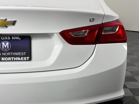 Used 2023 Chevrolet Malibu LT FWD image 24