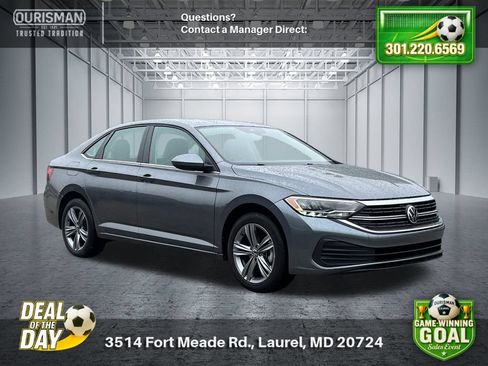 Used 2024 Volkswagen Jetta SE FWD image 1