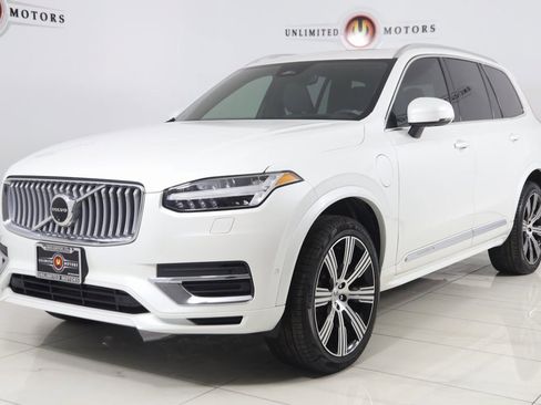 Used 2024 Volvo XC90 T8 Ultimate w/ Protection Package Premier image 5