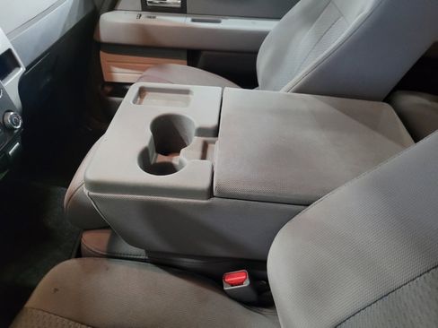 Used 2013 Ford F150 XLT w/ XLT Chrome Pkg image 26