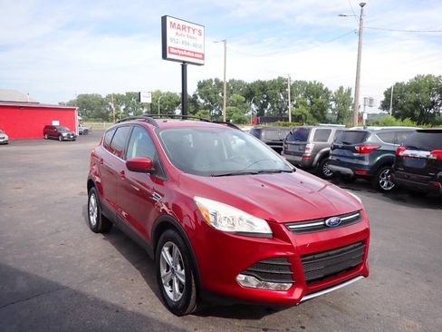 Used 2015 Ford Escape SE w/ Leather Comfort Package AWD/4WD image 1