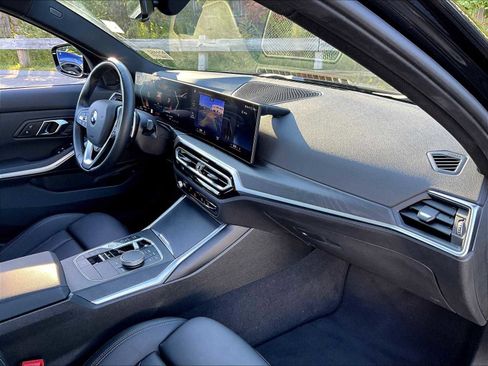 Used 2024 BMW 330i xDrive Sedan w/ Convenience Package image 14