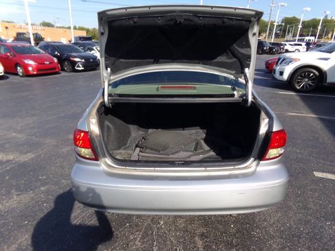 Used 2003 INFINITI I35 w/ Sunroof & Sunshade Pkg image 20