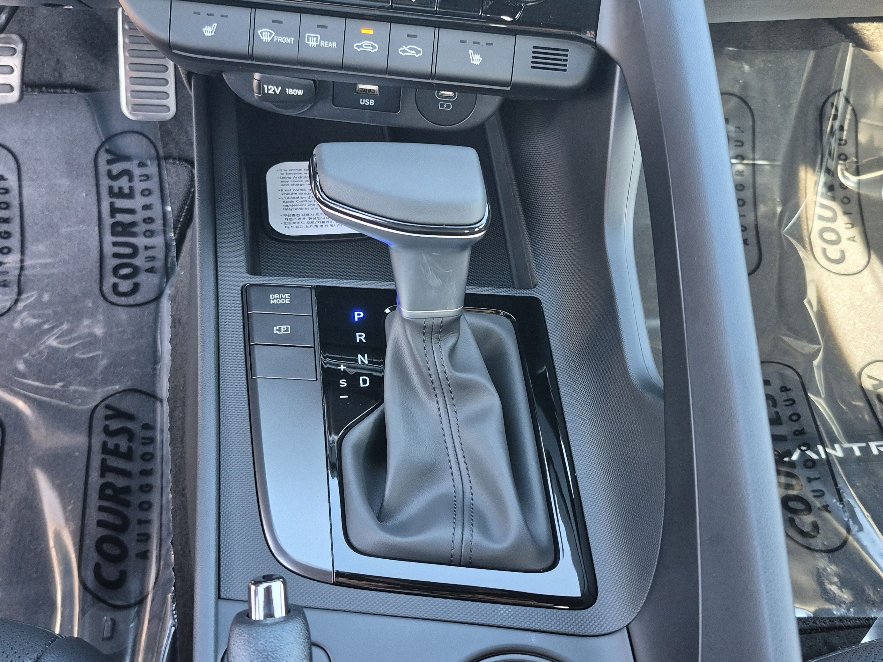 New 2026 Hyundai Elantra SEL Sport FWD image 25